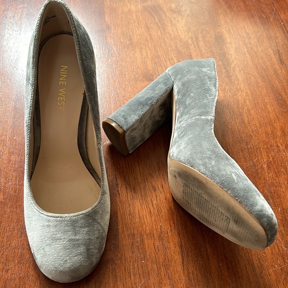 Nine West heels - Picture 2 of 6